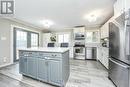 27 Huntington Court, Brampton, ON  - Indoor Photo Showing Kitchen With Stainless Steel Kitchen 