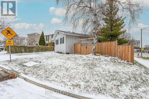 27 Huntington Court, Brampton, ON - Outdoor