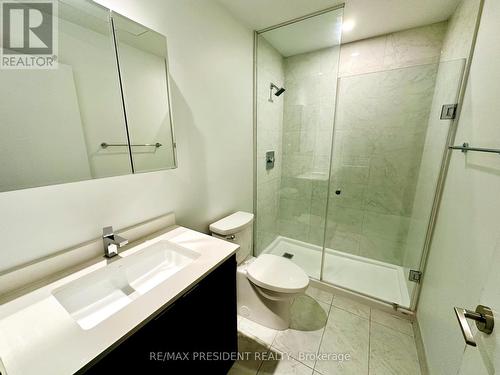 2311 - 1926 Lakeshore Boulevard W, Toronto, ON - Indoor Photo Showing Bathroom