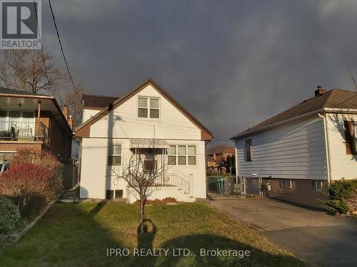 1059 Westmount Avenue, Mississauga, ON - Outdoor