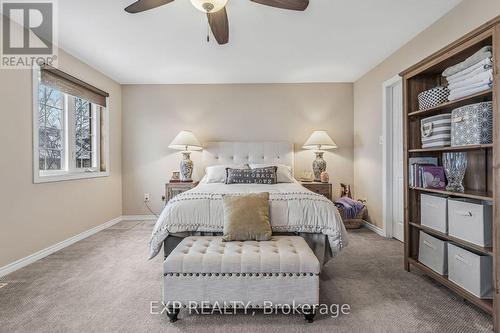 2407 Bankside Drive, Mississauga, ON - Indoor Photo Showing Bedroom