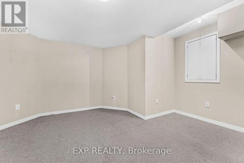 2407 Bankside Drive, Mississauga, ON - Indoor Photo Showing Other Room