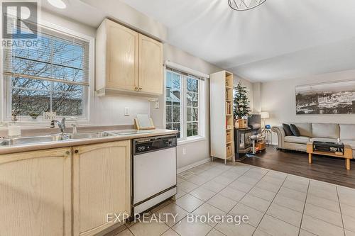 2407 Bankside Drive, Mississauga, ON - Indoor Photo Showing Kitchen With Double Sink