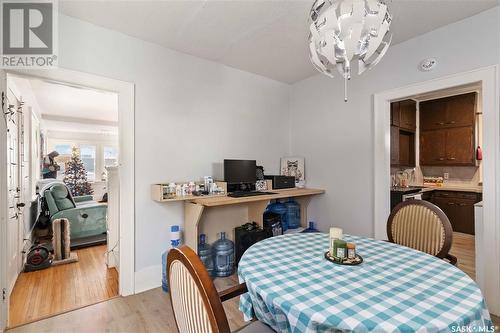 310 25Th Street W, Saskatoon, SK - Indoor Photo Showing Dining Room