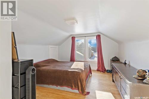 310 25Th Street W, Saskatoon, SK - Indoor Photo Showing Bedroom