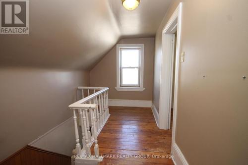 923 Center Street, Mcnab/Braeside, ON - Indoor Photo Showing Other Room