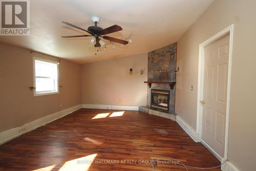 923 Center Street, Mcnab/Braeside, ON - Indoor Photo Showing Other Room With Fireplace