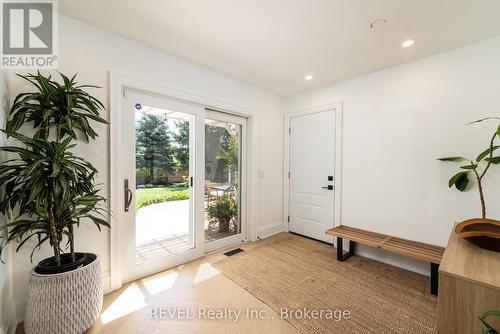 698 Rye Street, Niagara-On-The-Lake, ON - Indoor Photo Showing Other Room