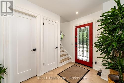 698 Rye Street, Niagara-On-The-Lake, ON - Indoor Photo Showing Other Room