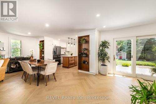 698 Rye Street, Niagara-On-The-Lake, ON - Indoor Photo Showing Dining Room