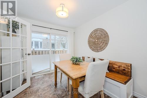 84 Queensdale Crescent, Guelph (Parkwood Gardens), ON - Indoor Photo Showing Dining Room