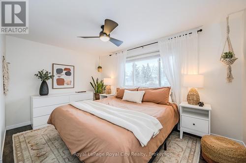 84 Queensdale Crescent, Guelph (Parkwood Gardens), ON - Indoor Photo Showing Bedroom