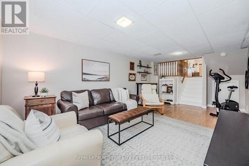 84 Queensdale Crescent, Guelph (Parkwood Gardens), ON - Indoor Photo Showing Other Room