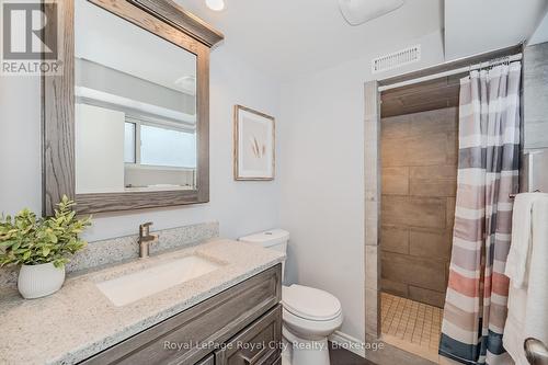 84 Queensdale Crescent, Guelph (Parkwood Gardens), ON - Indoor Photo Showing Bathroom