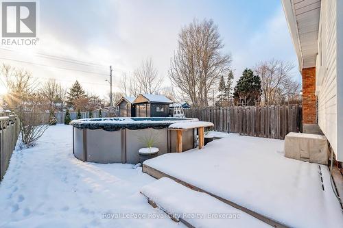 84 Queensdale Crescent, Guelph (Parkwood Gardens), ON - Outdoor With Above Ground Pool