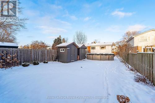 84 Queensdale Crescent, Guelph (Parkwood Gardens), ON - Outdoor