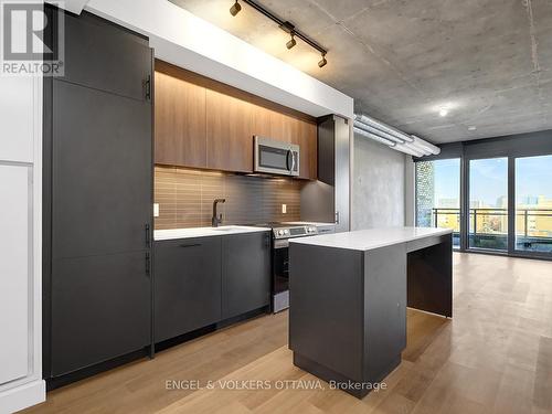 607 - 10 James Street, Ottawa, ON - Indoor Photo Showing Kitchen With Upgraded Kitchen