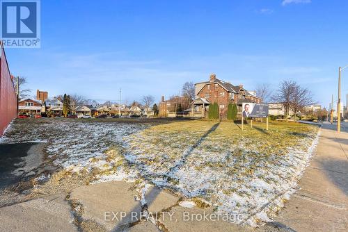 1181* Ouellette Avenue, Windsor, ON 