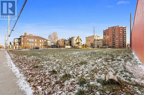 1181* Ouellette Avenue, Windsor, ON 