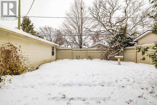 813 Weston Drive, Ottawa, ON - Outdoor