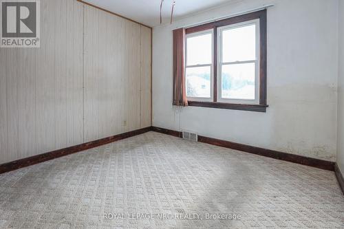 204 Lakeshore Road, St. Catharines (442 - Vine/Linwell), ON - Indoor Photo Showing Other Room