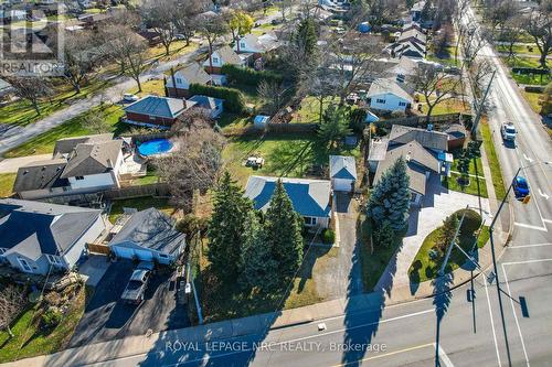 204 Lakeshore Road, St. Catharines (442 - Vine/Linwell), ON - Outdoor With View