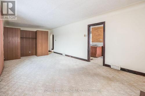 204 Lakeshore Road, St. Catharines (442 - Vine/Linwell), ON - Indoor Photo Showing Other Room