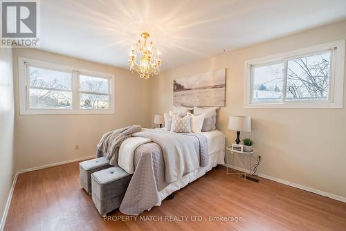 488 Lanark Drive, Oshawa, ON - Indoor Photo Showing Bedroom