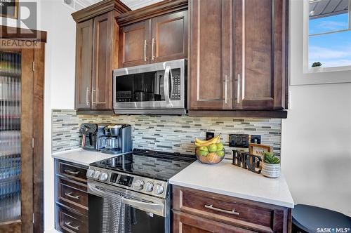 10 Belmont Crescent, Moose Jaw, SK - Indoor Photo Showing Kitchen