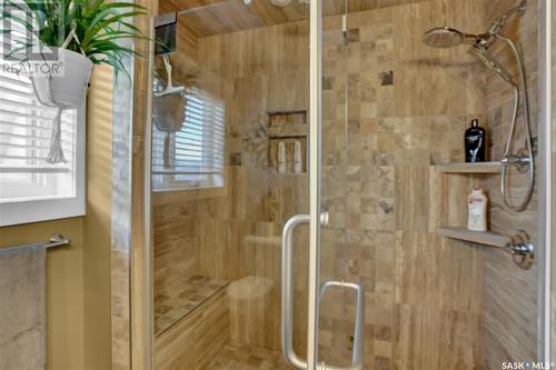 10 Belmont Crescent, Moose Jaw, SK - Indoor Photo Showing Bathroom