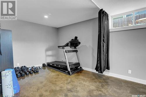 10 Belmont Crescent, Moose Jaw, SK - Indoor Photo Showing Gym Room