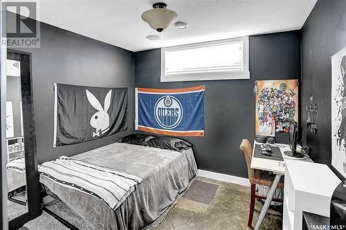 10 Belmont Crescent, Moose Jaw, SK - Indoor Photo Showing Bedroom