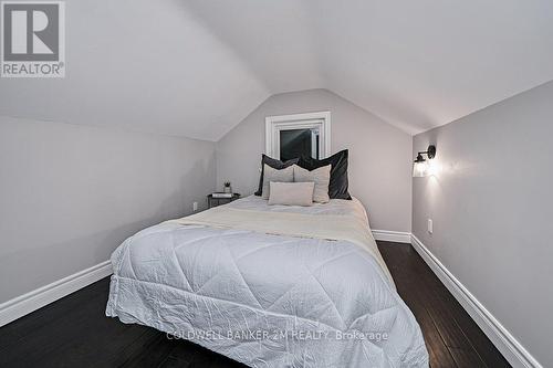 107 Cromwell Avenue, Oshawa (Vanier), ON - Indoor Photo Showing Bedroom