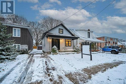 107 Cromwell Avenue, Oshawa (Vanier), ON - Outdoor With Facade