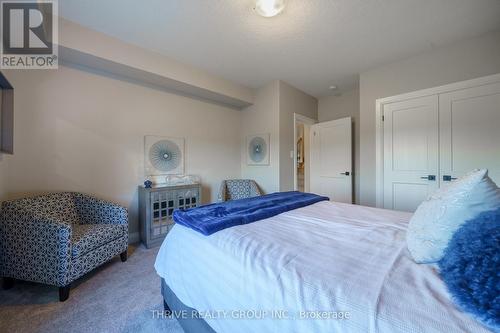 1065 Meadowlark Ridge, London, ON - Indoor Photo Showing Bedroom