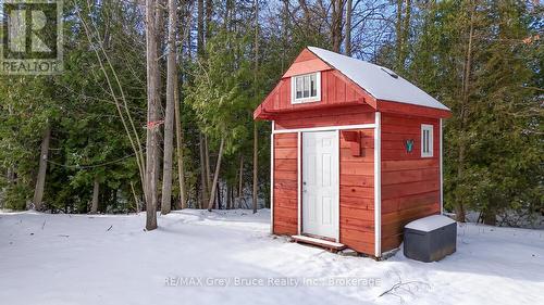 12 Pierce Street S, South Bruce Peninsula, ON - Outdoor