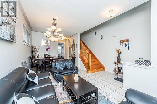 66 Skylark Drive, Vaughan, ON - Indoor Photo Showing Living Room