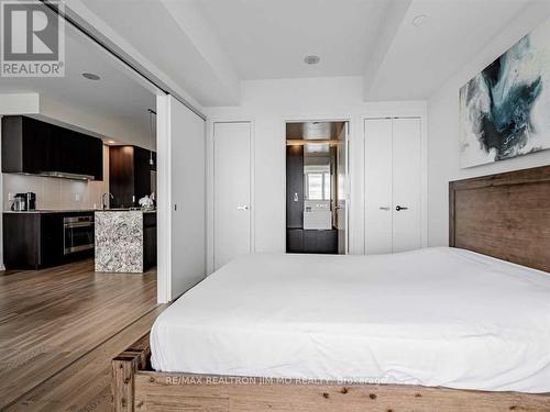 3409 - 1 Bloor Street E, Toronto, ON - Indoor Photo Showing Bedroom