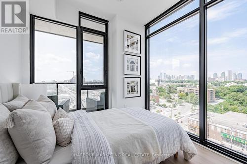 1002 - 86 Dundas Street E, Mississauga, ON - Indoor Photo Showing Bedroom