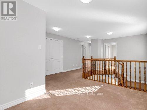 638 Moorpark Avenue, Ottawa, ON - Indoor Photo Showing Other Room