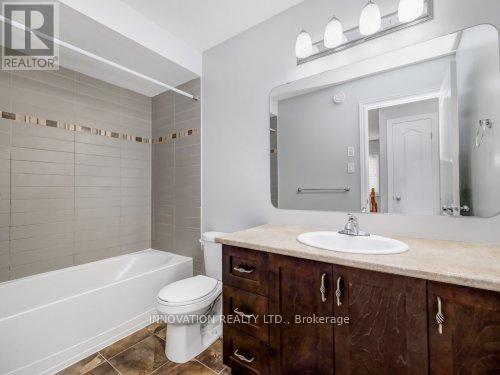 638 Moorpark Avenue, Ottawa, ON - Indoor Photo Showing Bathroom