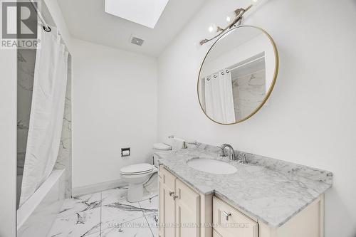 109 Maplegrove Avenue, Bradford West Gwillimbury, ON - Indoor Photo Showing Bathroom