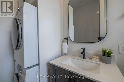 5 Florence Street, Hamilton, ON - Indoor Photo Showing Laundry Room