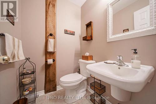 201 - 470 St Andrew Street E, Centre Wellington, ON - Indoor Photo Showing Bathroom