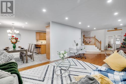 645 Interlaken Drive, Waterloo, ON - Indoor Photo Showing Other Room