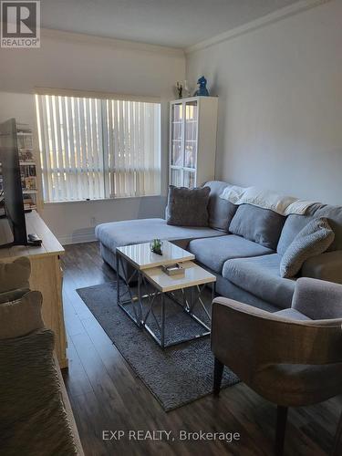 201 - 1 Clairtrell Road, Toronto, ON - Indoor Photo Showing Living Room