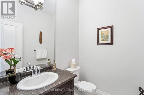 38 - 2295 Kains Road, London, ON - Indoor Photo Showing Bathroom