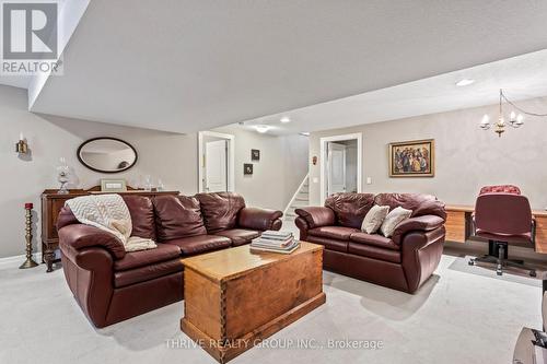 38 - 2295 Kains Road, London, ON - Indoor Photo Showing Living Room