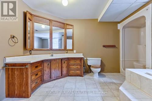 25 Selley Street, Petawawa, ON - Indoor Photo Showing Bathroom