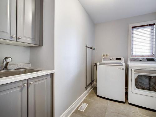 Laundry room - 310 Henri-Jarry Street, Beaconsfield, QC - Indoor Photo Showing Laundry Room